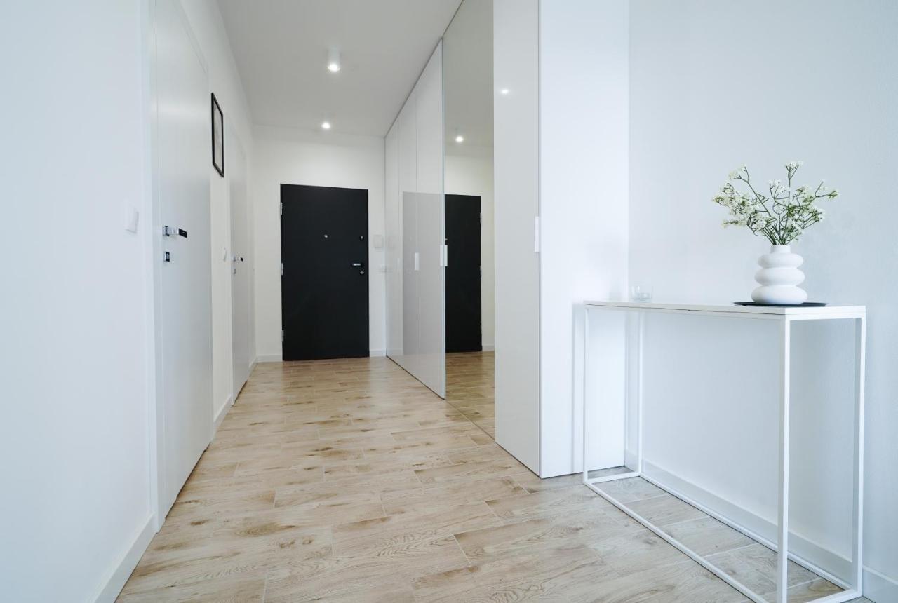 Urban Apartments Luxury Skyline Sokolska Towers 30A, 2 Free Garages, Gym & Sauna, Self Check-In Katowice Exteriör bild
